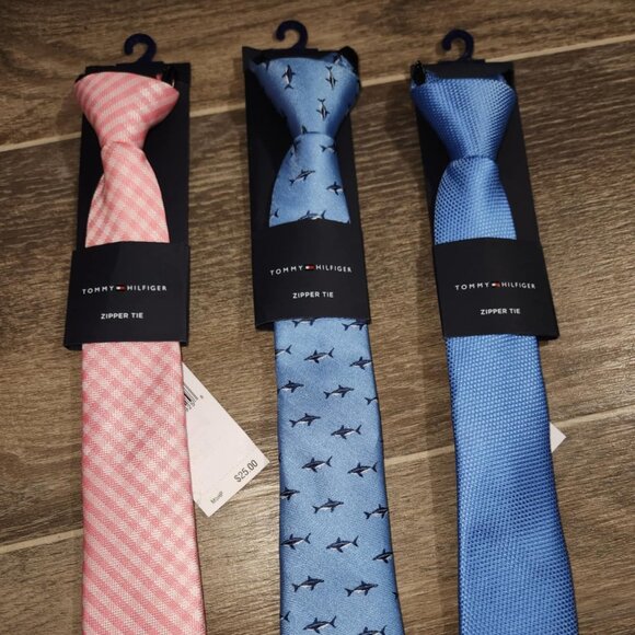 Pack of 3 Tommy Hilfiger ties for boys - Picture 1 of 3